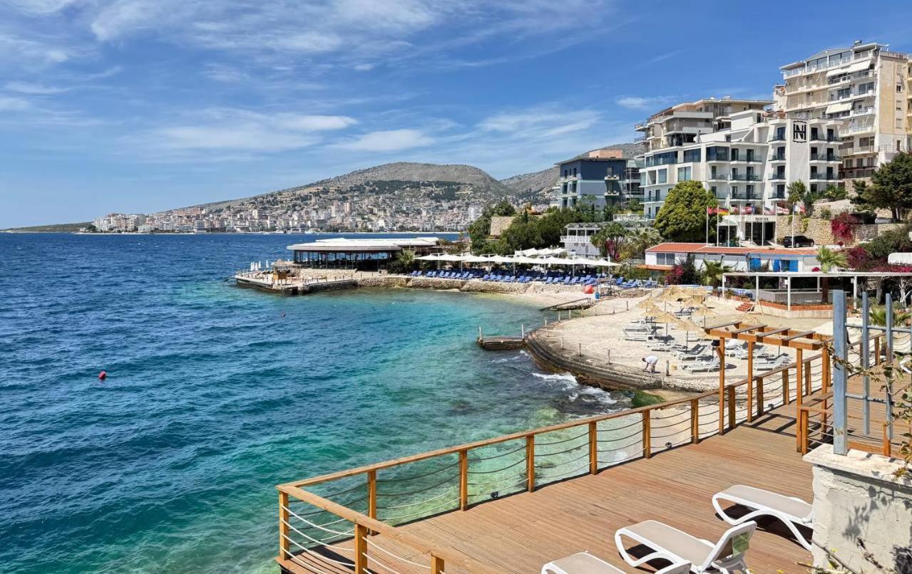Del Mar Sea View Apartment Sarandë Esterno foto