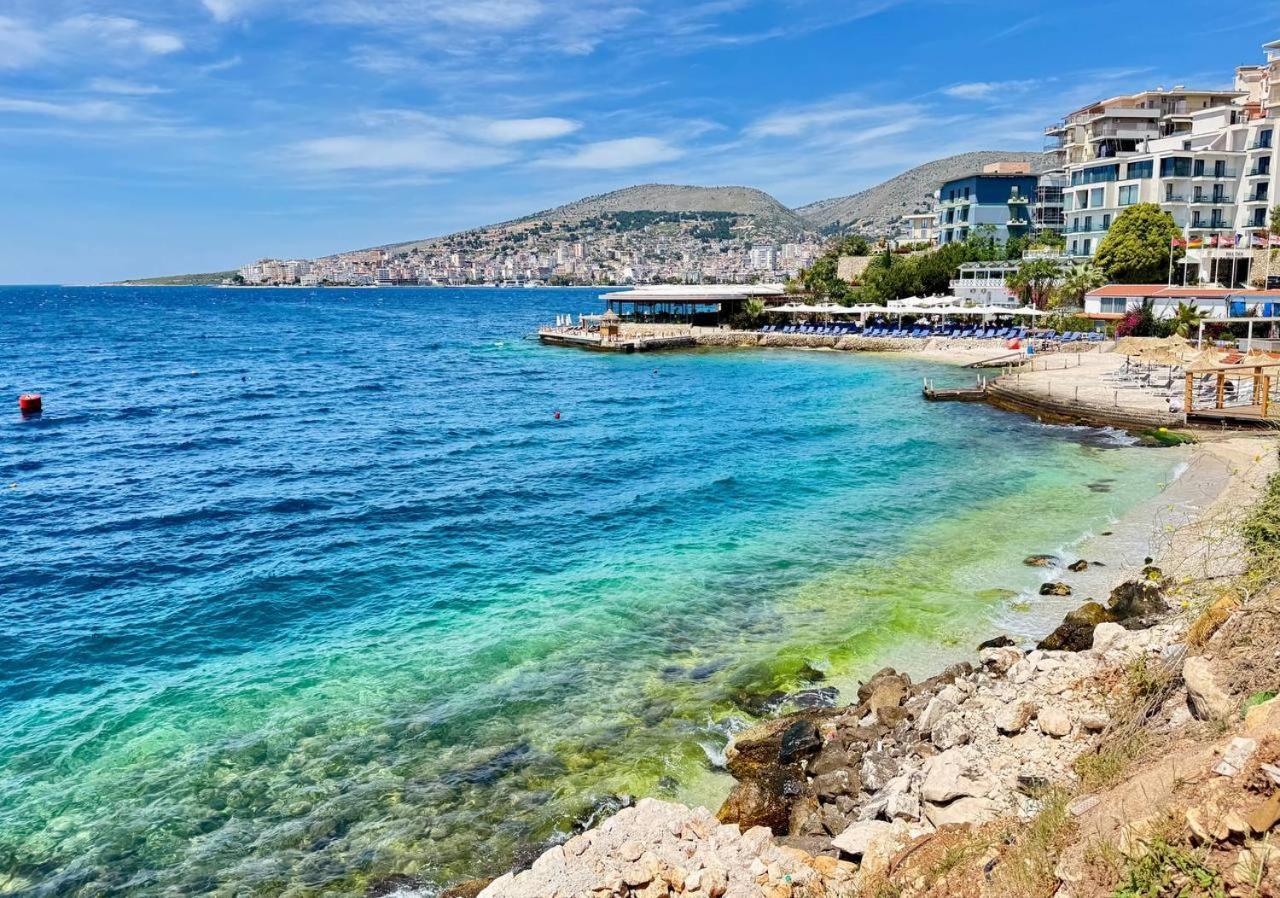 Del Mar Sea View Apartment Sarandë Esterno foto