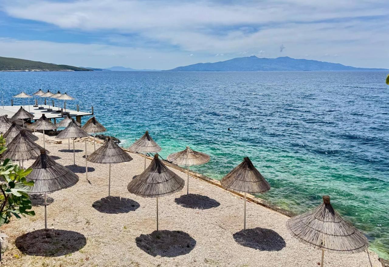 Del Mar Sea View Apartment Sarandë Esterno foto