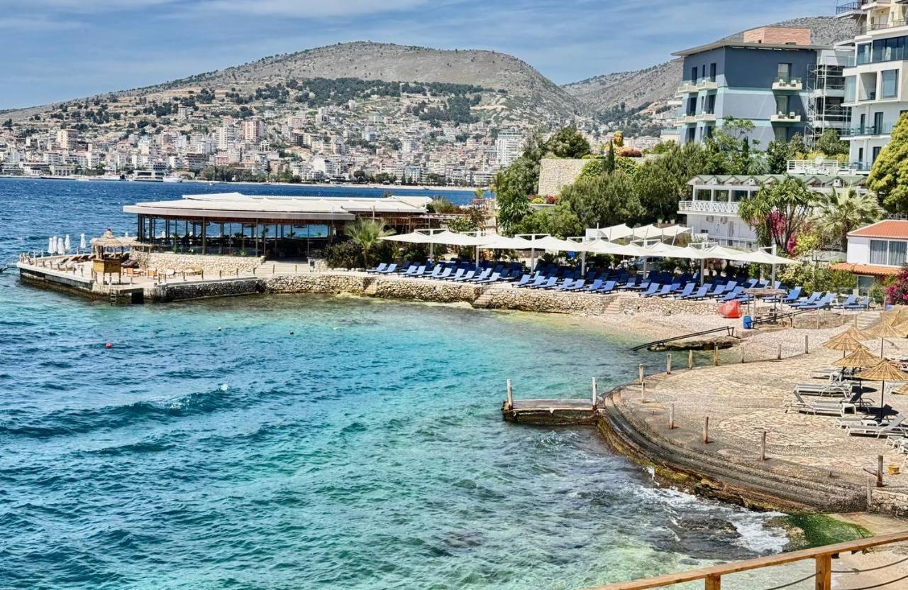 Del Mar Sea View Apartment Sarandë Esterno foto