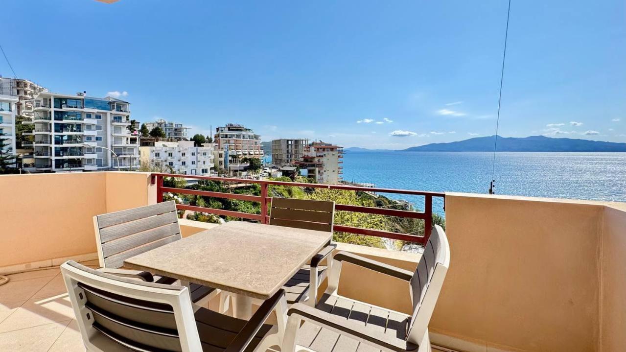 Del Mar Sea View Apartment Sarandë Esterno foto