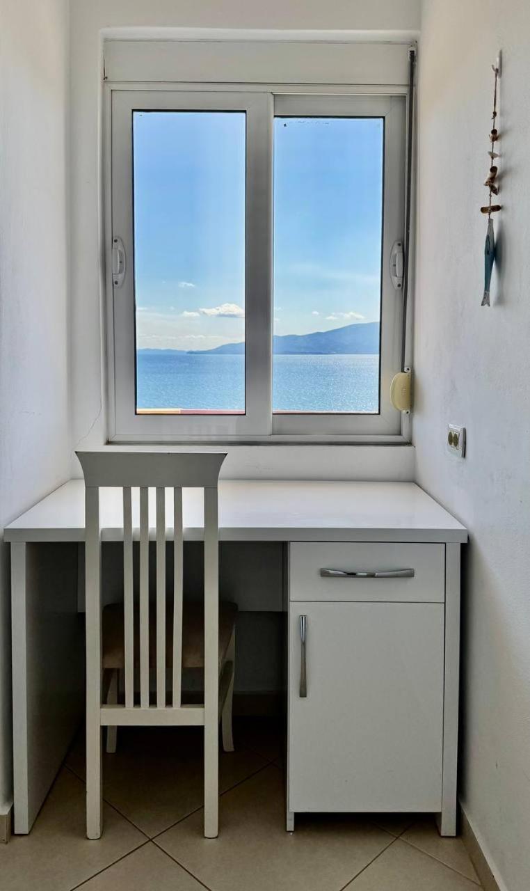 Del Mar Sea View Apartment Sarandë Esterno foto