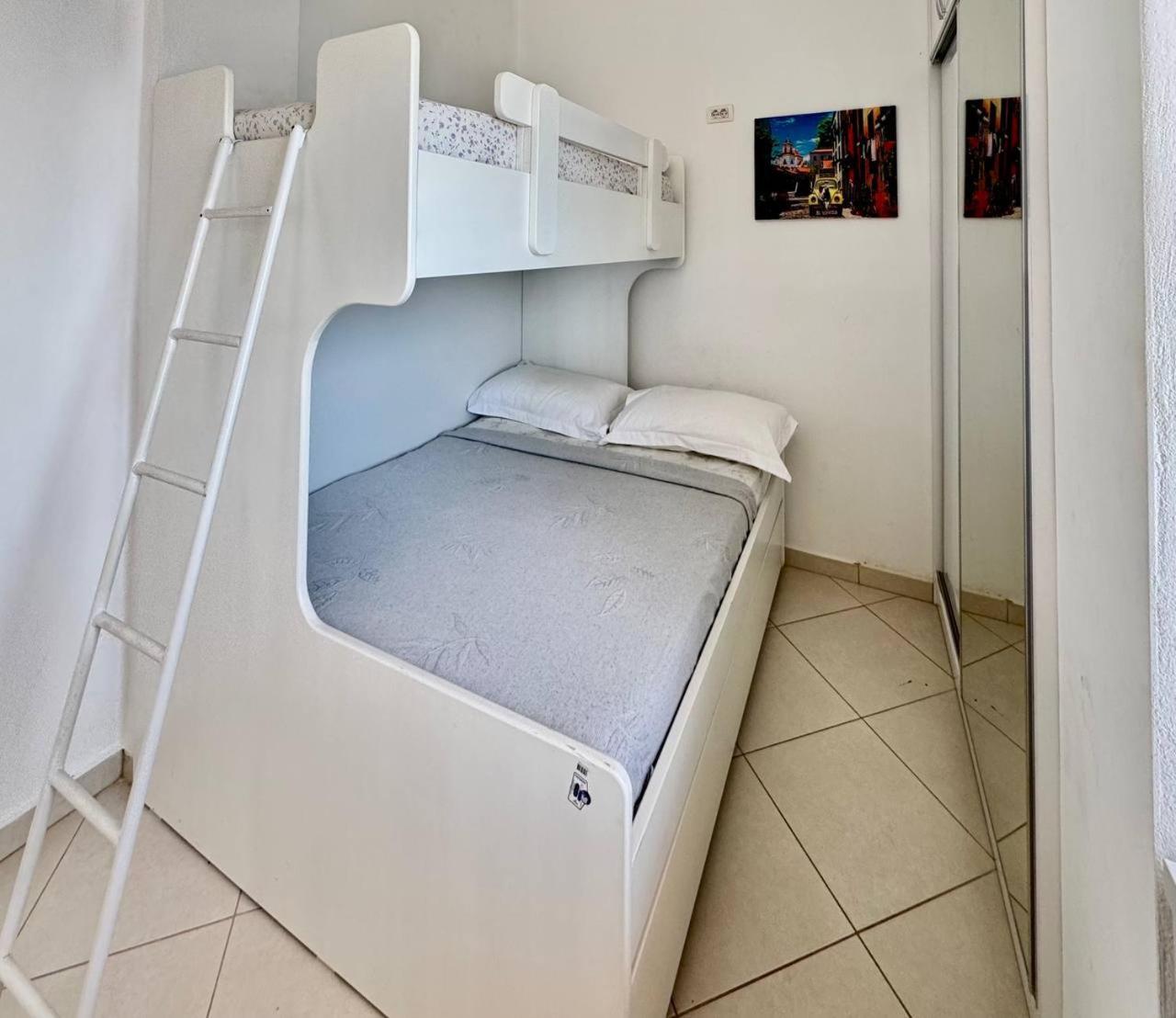 Del Mar Sea View Apartment Sarandë Esterno foto